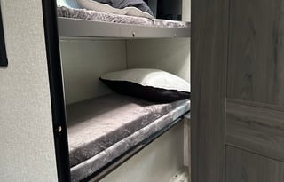 2022 Venture SportTrek HAL685