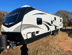 Keystone RV Cougar Half-Ton 34TSB