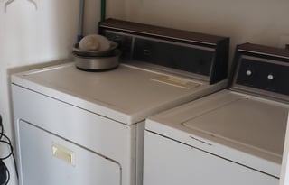 2017 2 Bed/2 Full Ba 43' 5th Wheel + Pool and Hot Tub Option + 2 Bed / 2 Ba House Option