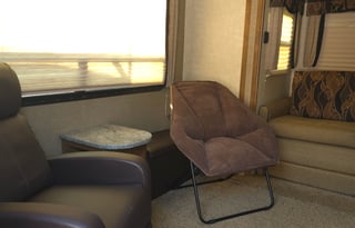 Zach & Alyshias Keystone sprinter fifth wheel