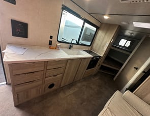 Forest River RV Wildwood FSX 266BHLE
