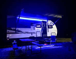 Forest River RV Cherokee Wolf Pup Black Label 18TOBL