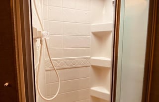 Arie's 2019 Thor Four Winds 29 foot C class