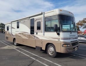 Winnebago Adventurer 35A