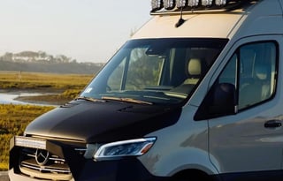 Luxury Adventurer; Loaded Camper Sleeps/Drives 4,