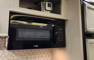 Cozy Cruiser or Lakeside Retreat