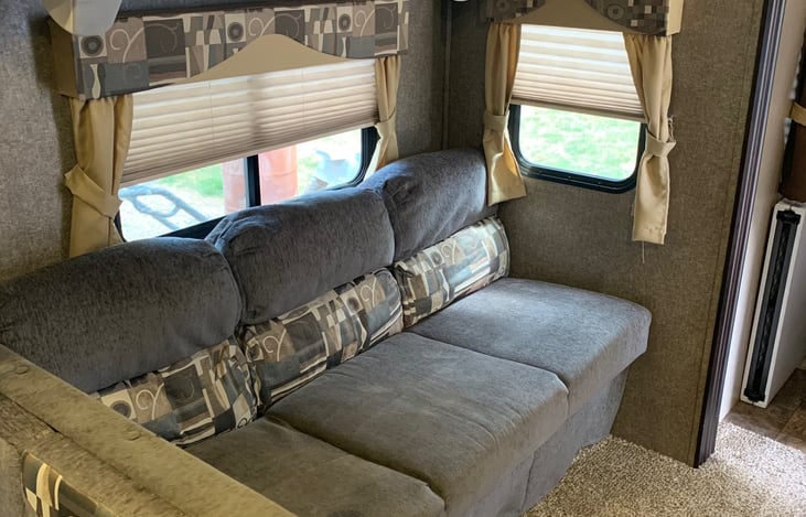Extra Seating plus Full pull out bed