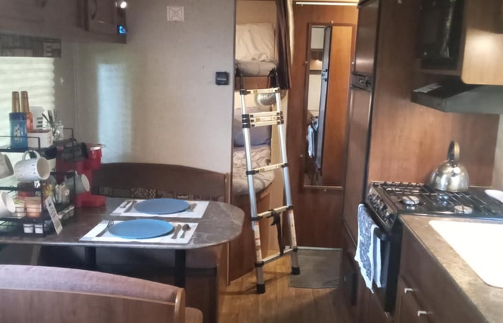 Kitchen and Dinette Area