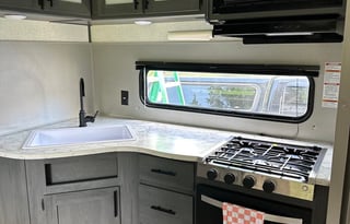 Kid Friendly Camping! 2022 Dutchmen Aspen Trail