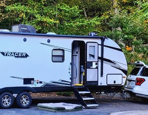 Prime Time RV Tracer 31BHD