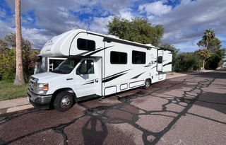 2024 EAST TO WEST Entrada 2950OK 32'