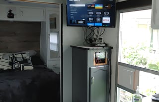 2005 Forest River RV Wildwood LE WDT27FBSSLE