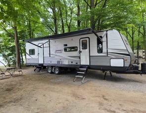 Dutchmen RV Coleman Lantern Series 300TQ