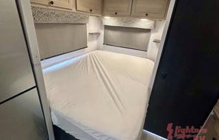 2025 Forest River RV Forester LE 2151SLE Chevy