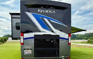 Convenience Rv's Riviera
