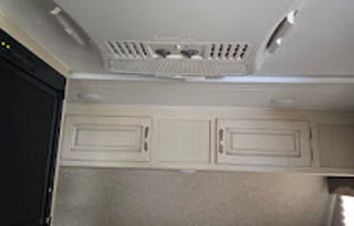 2017 Winnebago Micro Minnie 1706FB