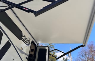 Dream - Lightweight. Off-Grid Ready.