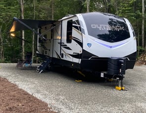 Keystone RV Outback Ultra Lite 302UBH