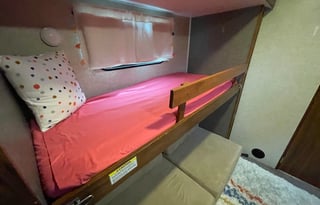 Ozzie’s Family  Camper Rental!