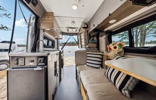 2022 Winnebago Solis Pocket 36A #2