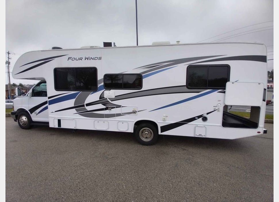 Class C Motor Home rentals in New Holland