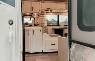 The Chic Chateau - Fully Stocked Luxe RV