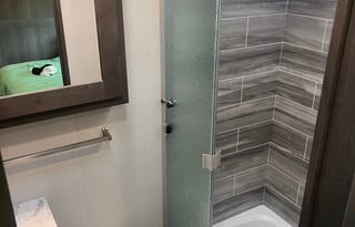 Luxury Class A GT5 2 Full Bathrooms