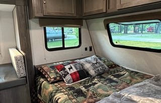 2020 Coachmen RV Apex Ultra-Lite 17BHS
