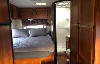 2011 coachman freelander 21qb #2