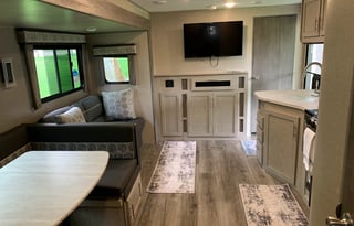 Comfortable and Clean Family RV Rental