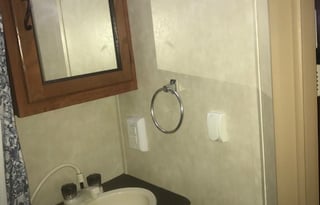 2011 Coachmen Freedom Express LTZ