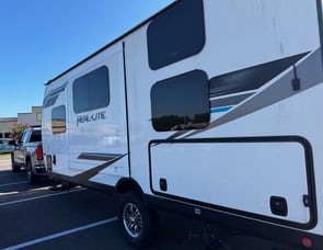 Palomino Real-Lite Mini RL186