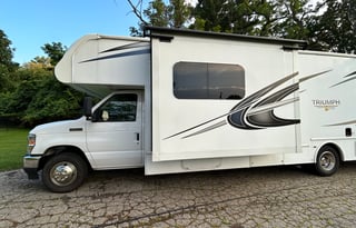 2021 NeXus RV Triumph 32T