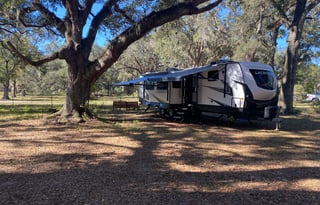 Dusty Roads-Couples Retreat-2 b ,2bath-Ins. Inc