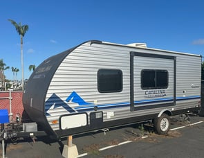 Coachmen RV Catalina Summit Series 7 184FQS