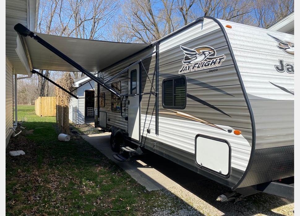 Travel Trailer rentals in Neoga