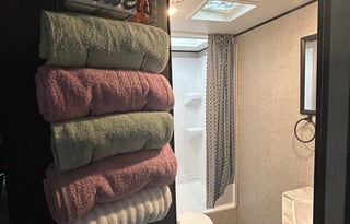 R&R camperrental family & pet adventure