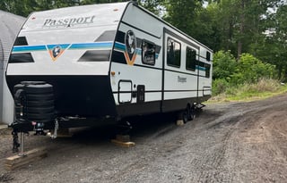 2025 Keystone Passport Classic 33ft Family Getaway