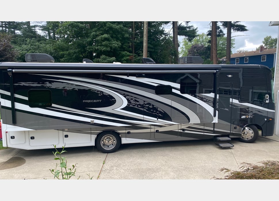 Class A Motor Home rentals in Lakeville