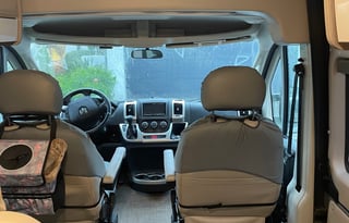 Thor Sequence pet friendly RV!