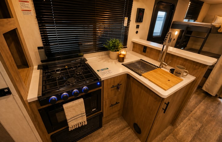 Fully Equipped Kitchen for Easy Meals