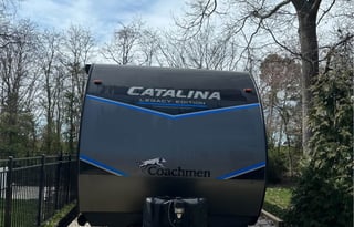 SPACIOUS FAMILY RV W/ ROOM FOR 10!