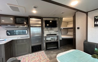 "KOOL KODIAK" 2021 Dutchmen Kodiak 27SBH