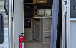 2020 Puma Toy Hauler with Outdoor Kitchen