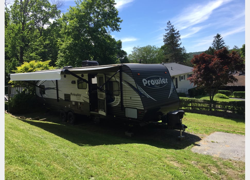Travel Trailer rentals in Newburgh
