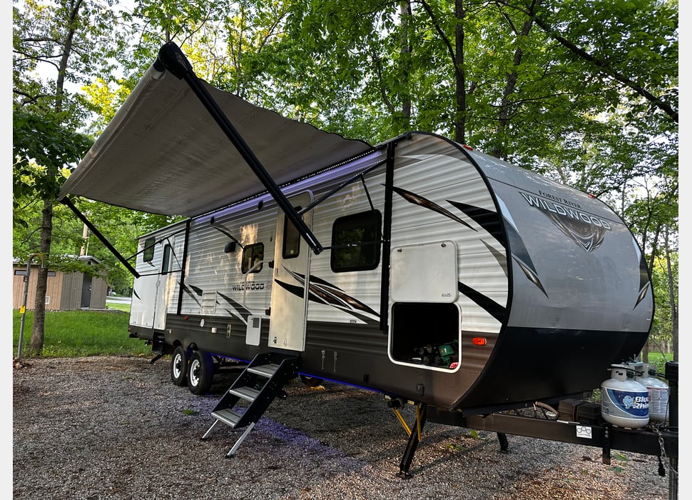 Travel Trailer rentals in Cole Camp