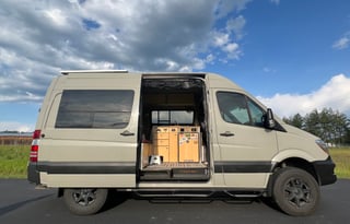 Fun, Comfy, Cozy 2017 Mercedes Benz 4x4 Sprinter