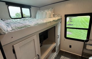 2022 Heartland Mallard 33