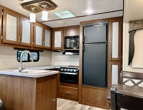 Forest River RV Wildcat 311RKS