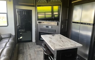 2018 Keystone RV Fuzion 417